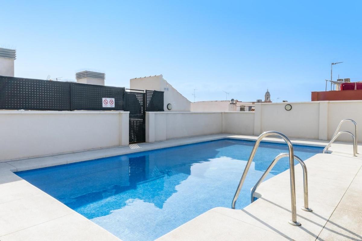 -Malagasunapts- Modern Citycentre Pool&Parking Exteriör bild